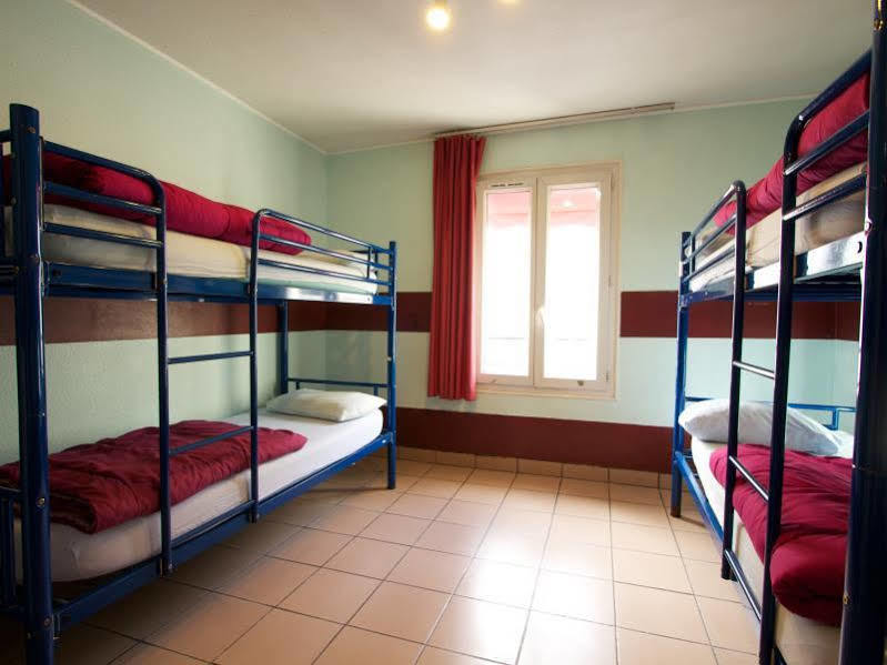 Auberge Internationale Des Jeunes Париж Екстериор снимка